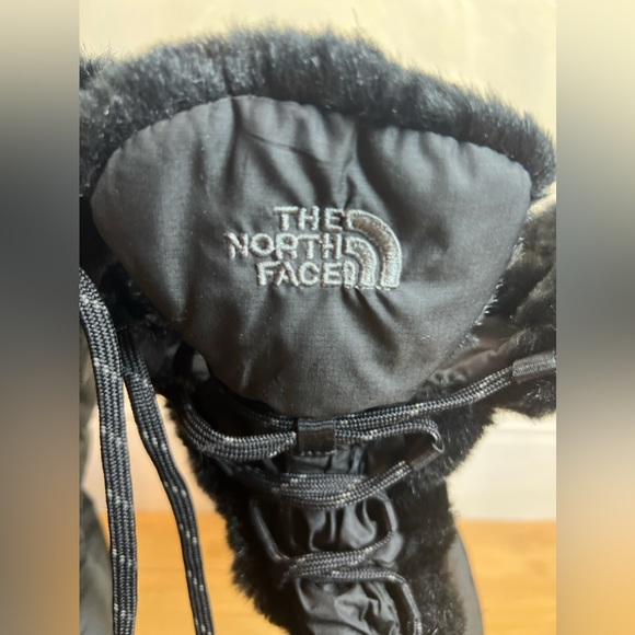 The North Face Goose Down Insulated Lace Up Black boots US Size 7 EUR38| Women - Picture 6 of 16